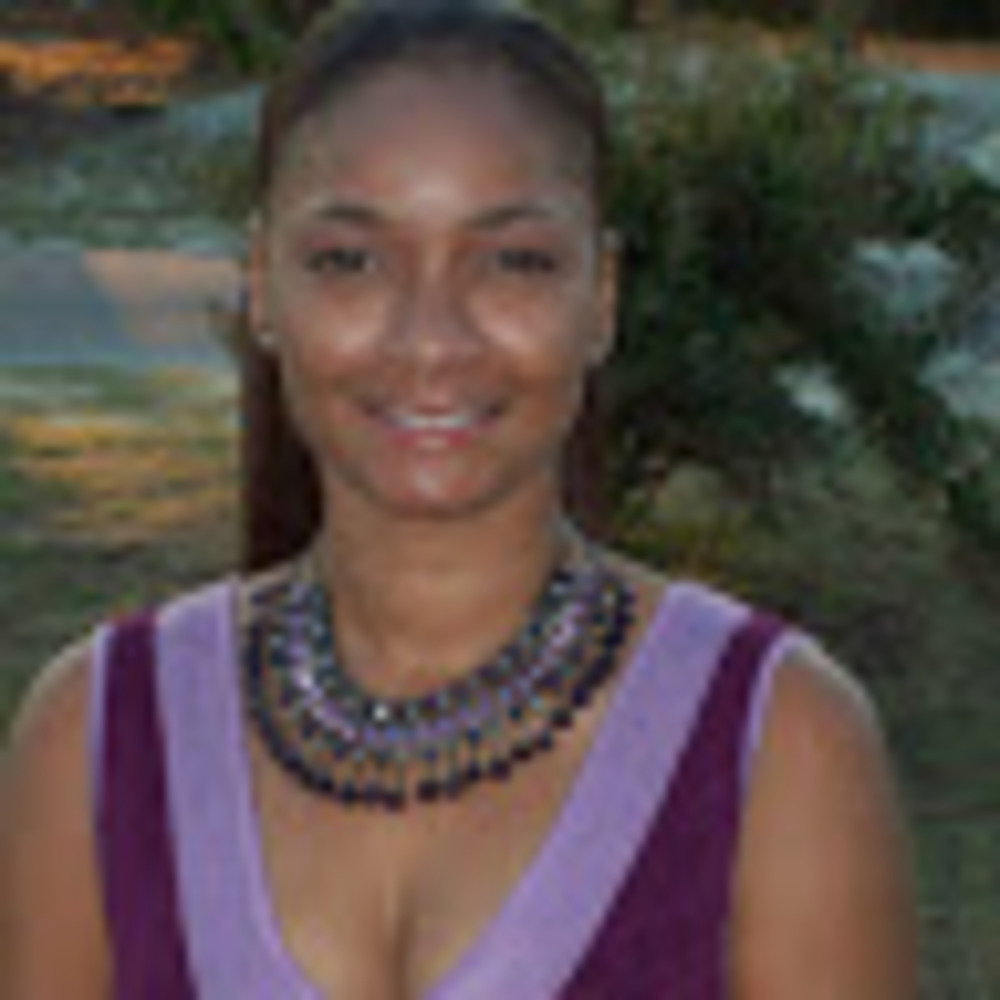 Meet your Posher, Crystal